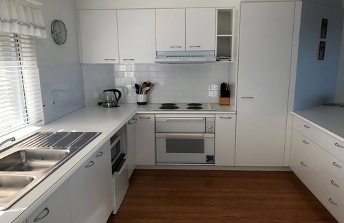 Tura Beach Apartment | 1/18 Surf Circle, Tura Beach