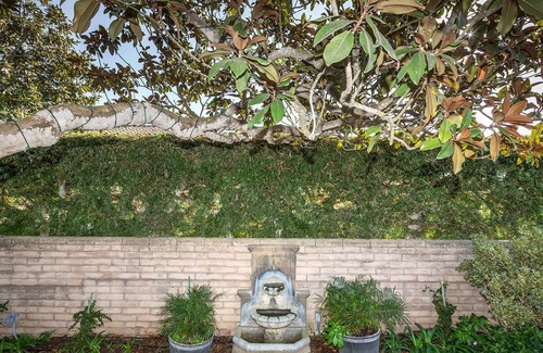 West Mesa House | 1/2 Block to Ocean Bluff Top, 5 Blocks to Beach Stairs, Pet Friendly, Walkable