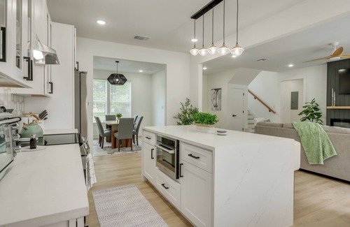 New Braunfels Cottage | 1/2 Mi to Schlitterbahn Waterpark: Home w/Patio!