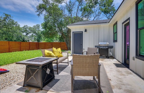 New Braunfels Cottage | 1/2 Mi to Schlitterbahn Waterpark: Home w/Patio!