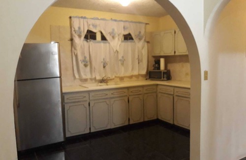 Road Town Apartment | #1/3 One Bedroom in Shared 3-Bedrooms Apartment, splendid sea view