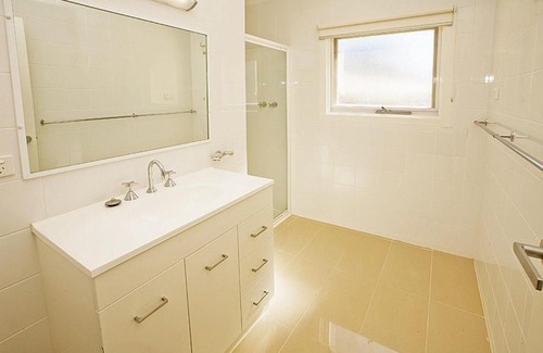 Cowes Apartment | 1-38 Chapel St , Cowes