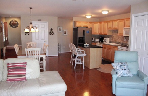 Wildwood House | 1.5 Blocks to Beach, Boardwalk and Convention Ctr. 3 Br Townhouse! Sleeps 8
