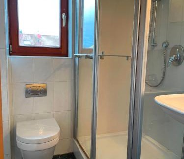 Heroldsberg Bed & Breakfast | 1,5-Zimmer mit Duschbad, Gartenblick, Kühlschrank