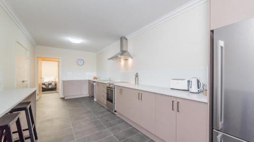 Cowes Apartment | 1-83 Thompson Avenue, Cowes