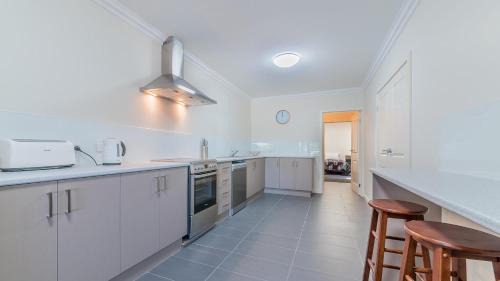 Cowes Apartment | 1-83 Thompson Avenue, Cowes