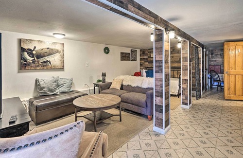 Tolleson House | 1-Acre Farmhouse - 2 Miles to Phoenix Raceway
