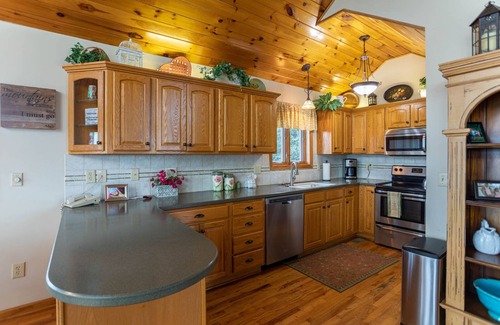 Boone House | 1 Amazing View - Great location, cozy, Foosball table and hot tub!