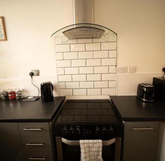 Lowestoft Apartment | 1 BDR Apartment By Eason Stays Short Lets & Serviced Accommodation Lowestoft With Free parking