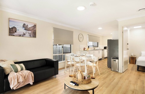 Acacia Ridge Apartment | 1 Bdr Apt! Kitchen! Undercover Parking! 12BS1