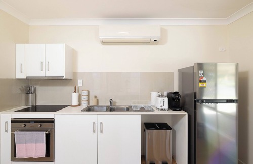 Acacia Ridge Apartment | 1 Bdr Apt! Kitchen! Undercover Parking! 12AS1
