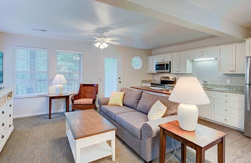 Sea Scape Condo | 1 BDRM ~BEACHWOODS RESORT~ 100 ACRE FOREST, LAKES, WETLANDS, WILDLIFE & MORE