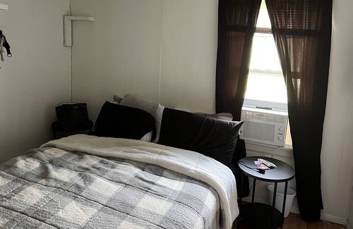 Spring Hill Apartment | 1 bed 1 bath rental unit