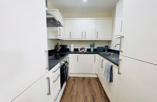 Ealing Common Apartment | 1-bed Apartment in Ealing, 3 Mins From Station