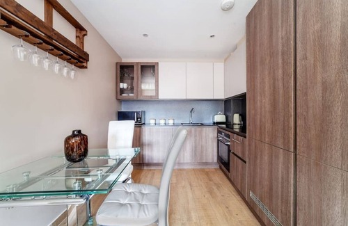 Hammersmith Apartment | 1 Bed Apartment in Ravenscourt Park