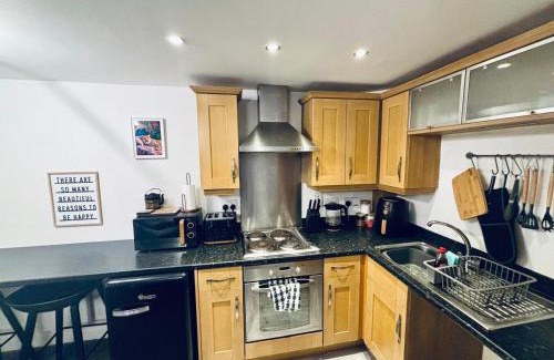 Mirfield Apartment | 1 bed apartment next to train station