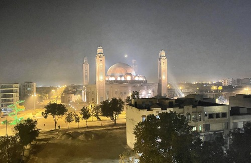 Bahria Town Apartment | 1 Bed Apartment with Bahria Grand Mosque View