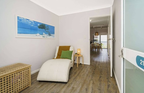 Scarborough Apartment | 1 Bed Beach Belle Beauty