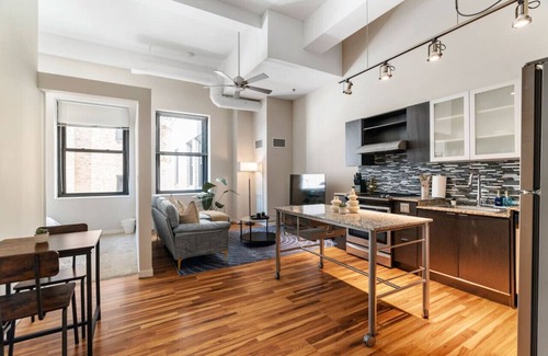 Central Business District Apartment | 1 Bed+co-working+Stadium+CBD!