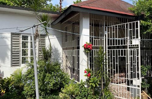 Spanish Town Apartment | 1 Bed Flat at Coconut Villa