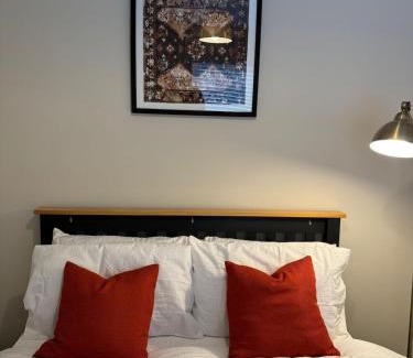 Mill Road Apartment | 1 bed flat in central Cambridge