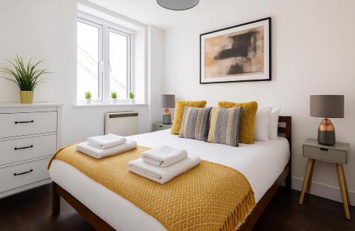 East Acton Apartment | 1-Bed Flat in Vibrant Lambeth
