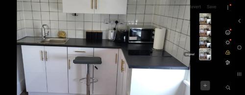 Stone Apartment | 1 Bed Flat - Sleeps 2 - Parking - Wifi