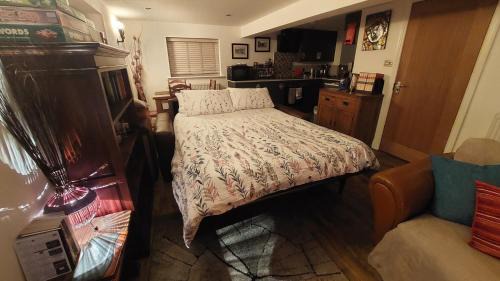 Hawkshead House | 1 Bed Flat - Sleeps 4 - Garden - Parking - Wifi