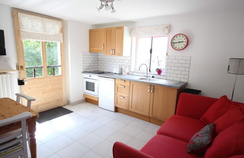 Samoens House | 1 Bed ground floor apartment in detached private chalet