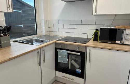 St. Peter House | 1 Bed House On The Beach