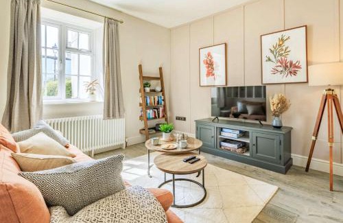 Charmouth House | 1 Bed in Charmouth 87529