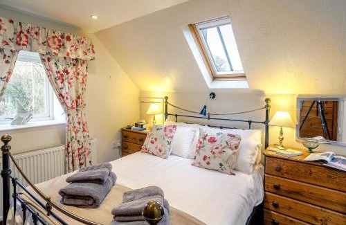 Fenny Bentley House | 1 Bed in Fenny Bentley 80376