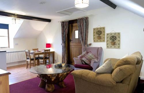 Godshill House | 1 Bed in Godshill IC146