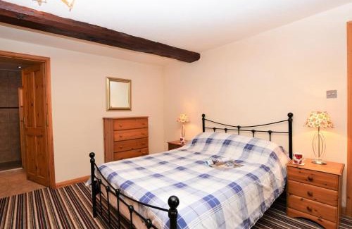 Godshill House | 1 Bed in Godshill IC146
