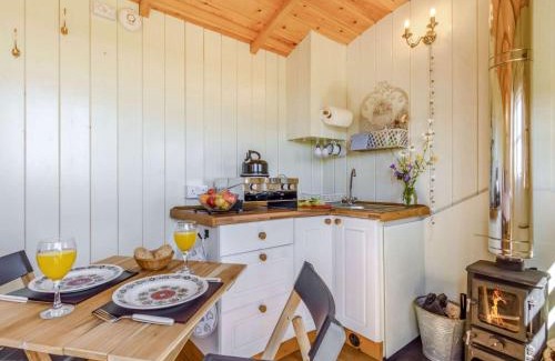 Horam House | 1 Bed in Horam 88900