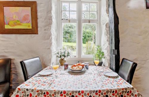 Machynlleth House | 1 Bed in Machynlleth 93081