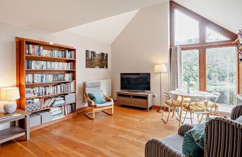 Lydney Apartment | 1 Bed in St Briavels 73584