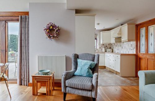 Lydney Apartment | 1 Bed in St Briavels 73584
