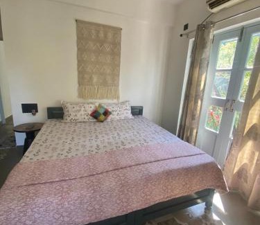 Vanelim Apartment | 1 bed peaceful studio Apartment near Colva beach