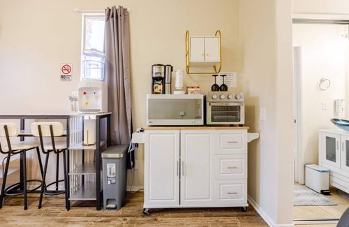 Winchester House | 1 Bed Room Casita-Suite with Private Entrance