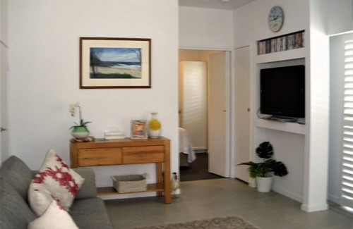 Noosaville Apartment | 1 bed room self contained appartment