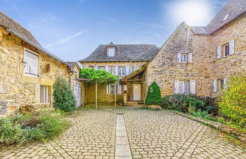 Castelnau-de-Mandailles House | 1 bedroom accommodation in Castelnau-d-Mandailles