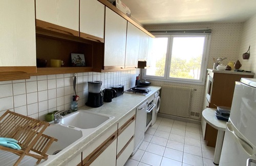 Les Sables d'Olonne Apartment | 1-bedroom apartment near the beach with loggia and pet-friendly