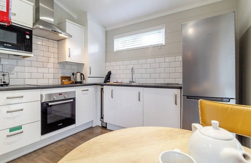 Pentney Ski Chalet | 1 bedroom accommodation in Pentney, King&rsquo;s Lynn