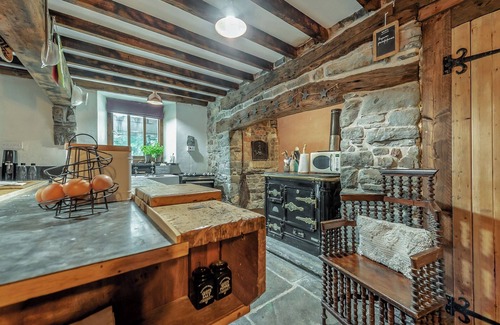 Pont-ar-gothi Cottage | 1 bedroom accommodation in Nantgaredig