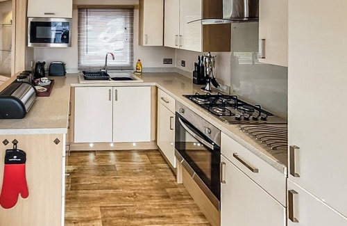 Bumble's Green Cottage | 1 bedroom accommodation in Sewardstone