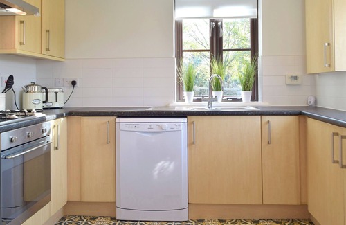Burry Port Cottage | 1 bedroom accommodation in Burry Port, near Llanelli