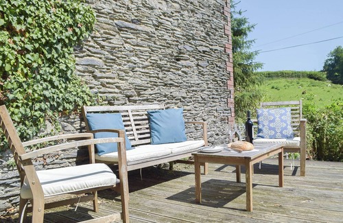 Carmarthen Cottage | 1 bedroom accommodation in Carmarthen