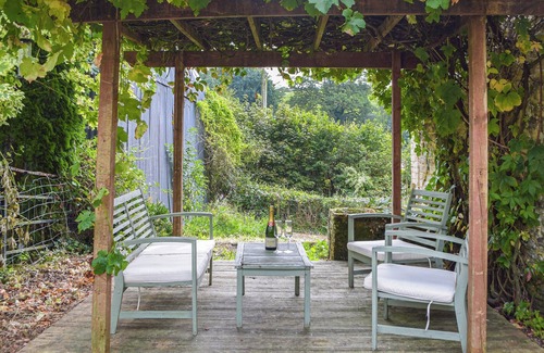 Carmarthen Cottage | 1 bedroom accommodation in Carmarthen