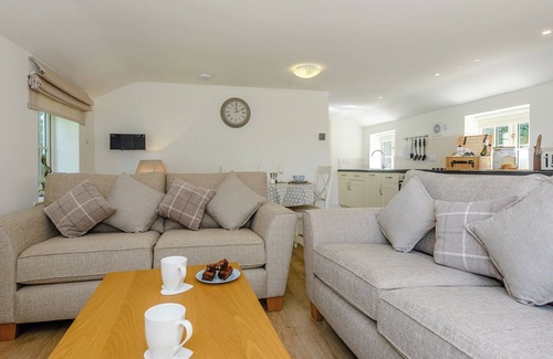 West Ashby Cottage | 1 bedroom accommodation in Fulletby, near Horncastle